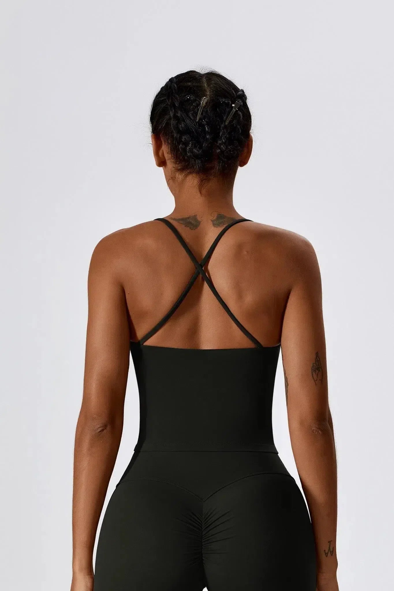 Amihan – Scoop neckline – Gymwear top