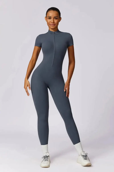 Chiarina – Sculpting fit – Timeless activewear jumpsuit