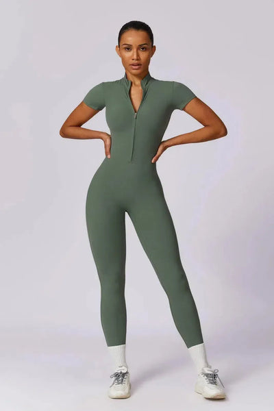 Chiarina – Sculpting fit – Timeless activewear jumpsuit