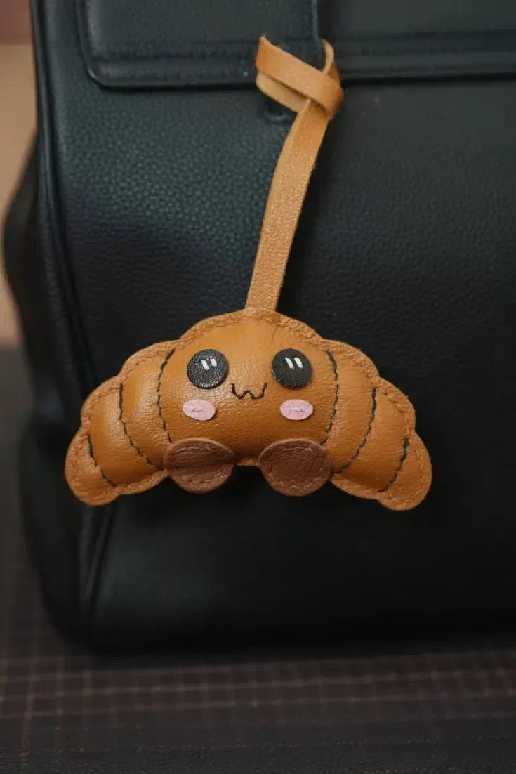 Croissant – Chic design – Bag charm