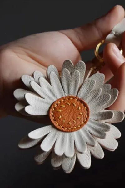 Daisy – Floral design – Bag charm