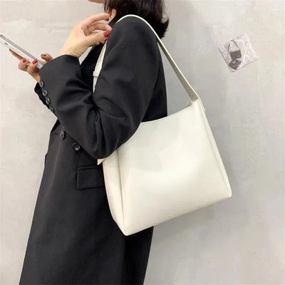 Elina – Timeless elegant style – Shoulder bag