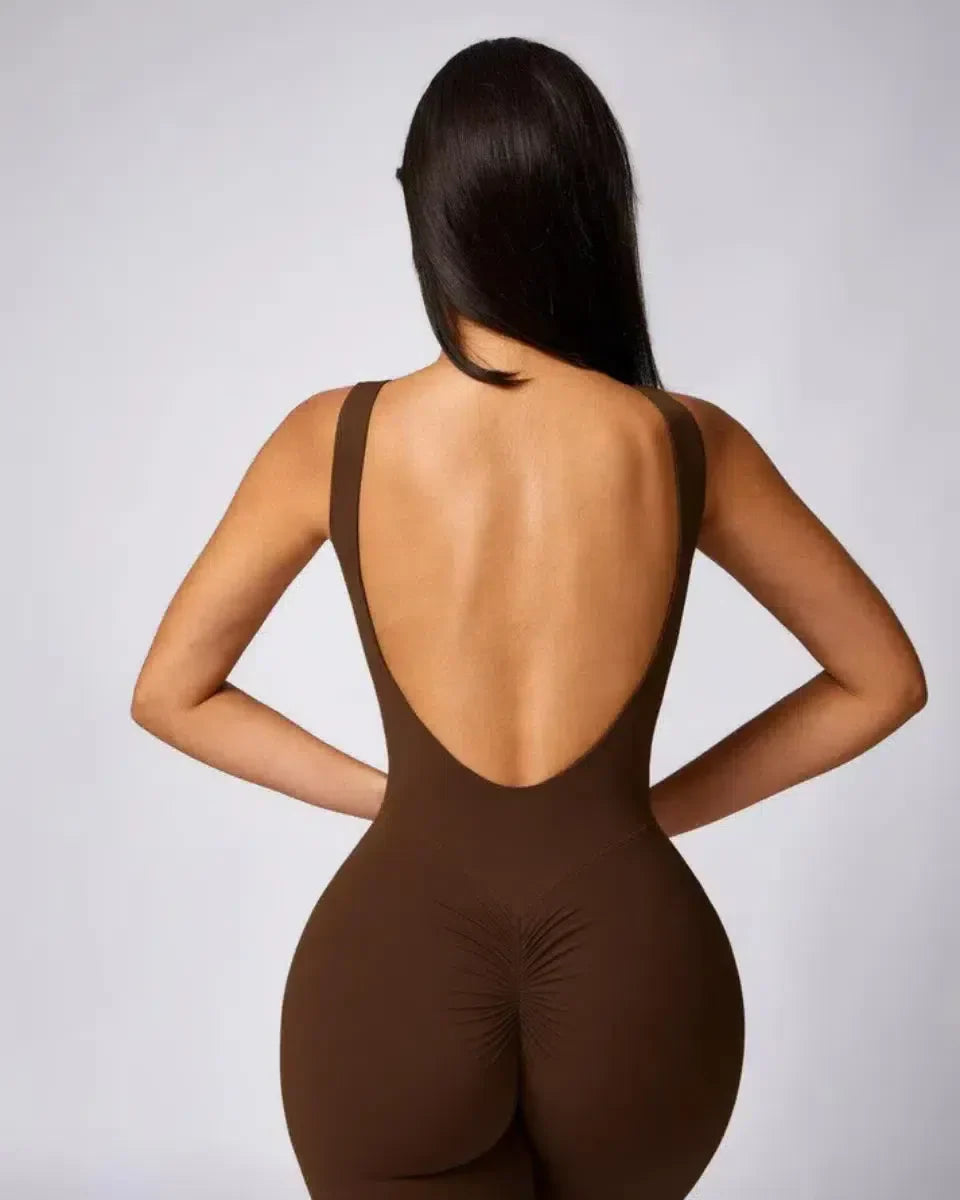 Kalani – Open-back design – Workout jumpsuit