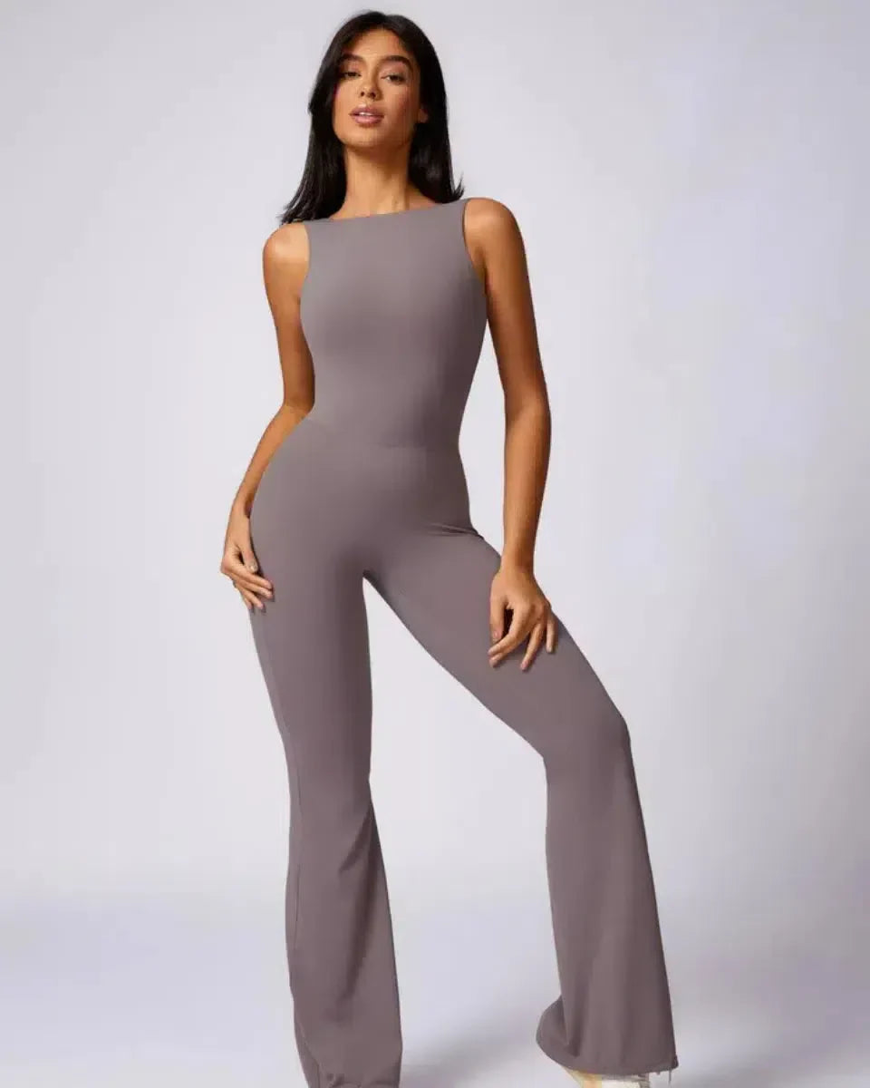 Kalani – Open-back design – Workout jumpsuit