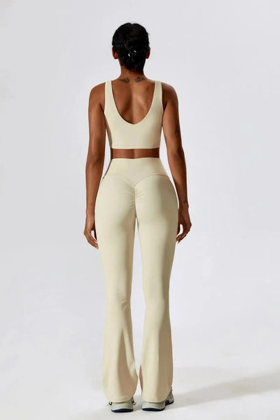 Mariuccia – Scoop neckline – Sports bra & flared leggings set