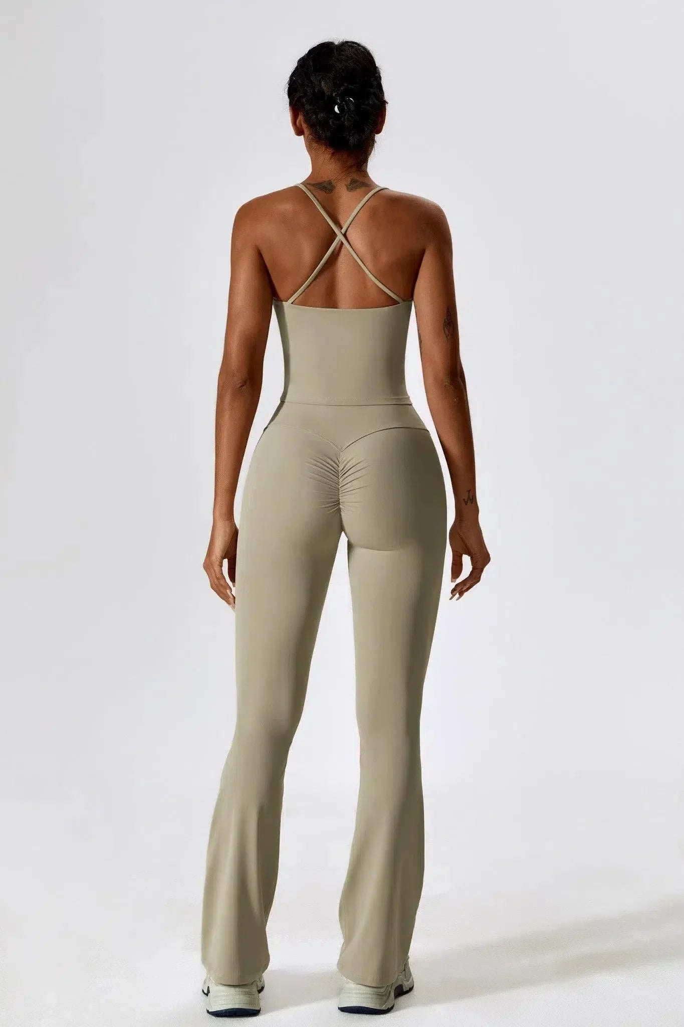 Nicolina – Square neckline – Top & flared leggings set