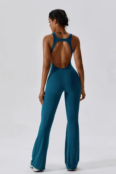Noelia – Open-back design – Form-fitting jumpsuit