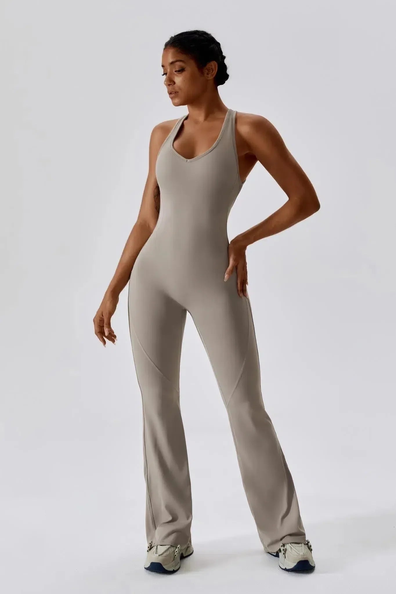Noelia – Open-back design – Form-fitting jumpsuit