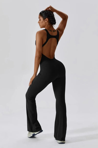 Noelia – Open-back design – Form-fitting jumpsuit