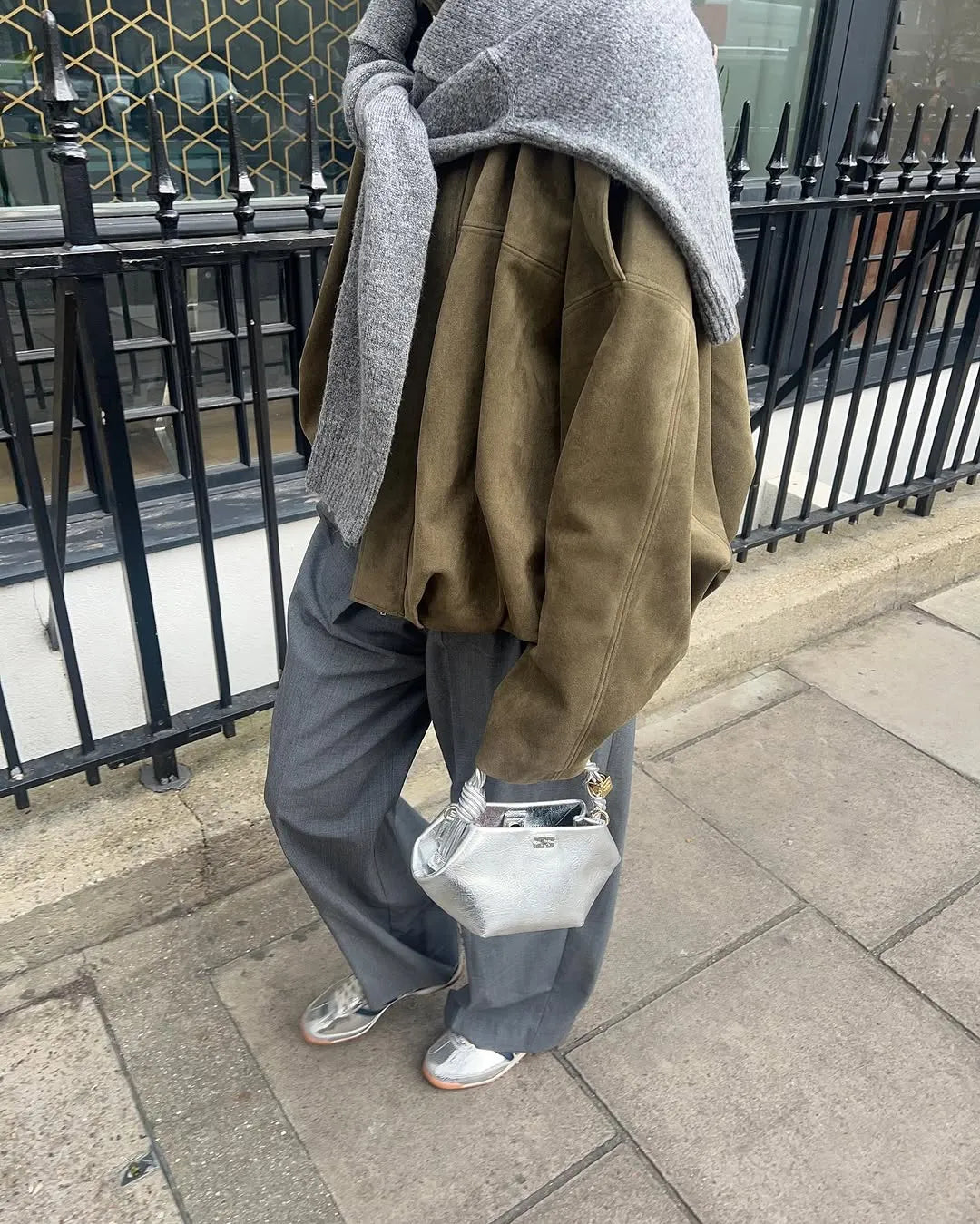 Verdua – Luxe touch – Faux suede bomber jacket